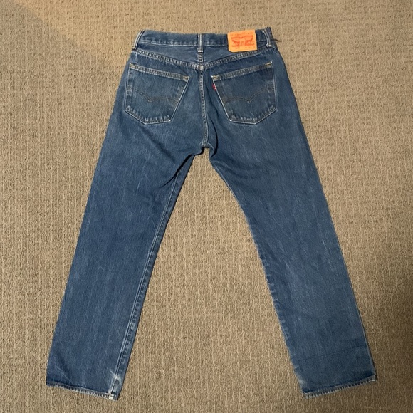 LEVIS 501 MED WASH JEANS • W 32 L 32 - Picture 2 of 4